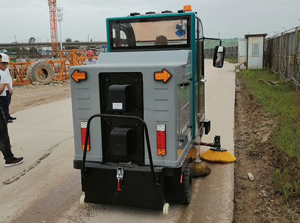 掃地機降低揚塵這樣做